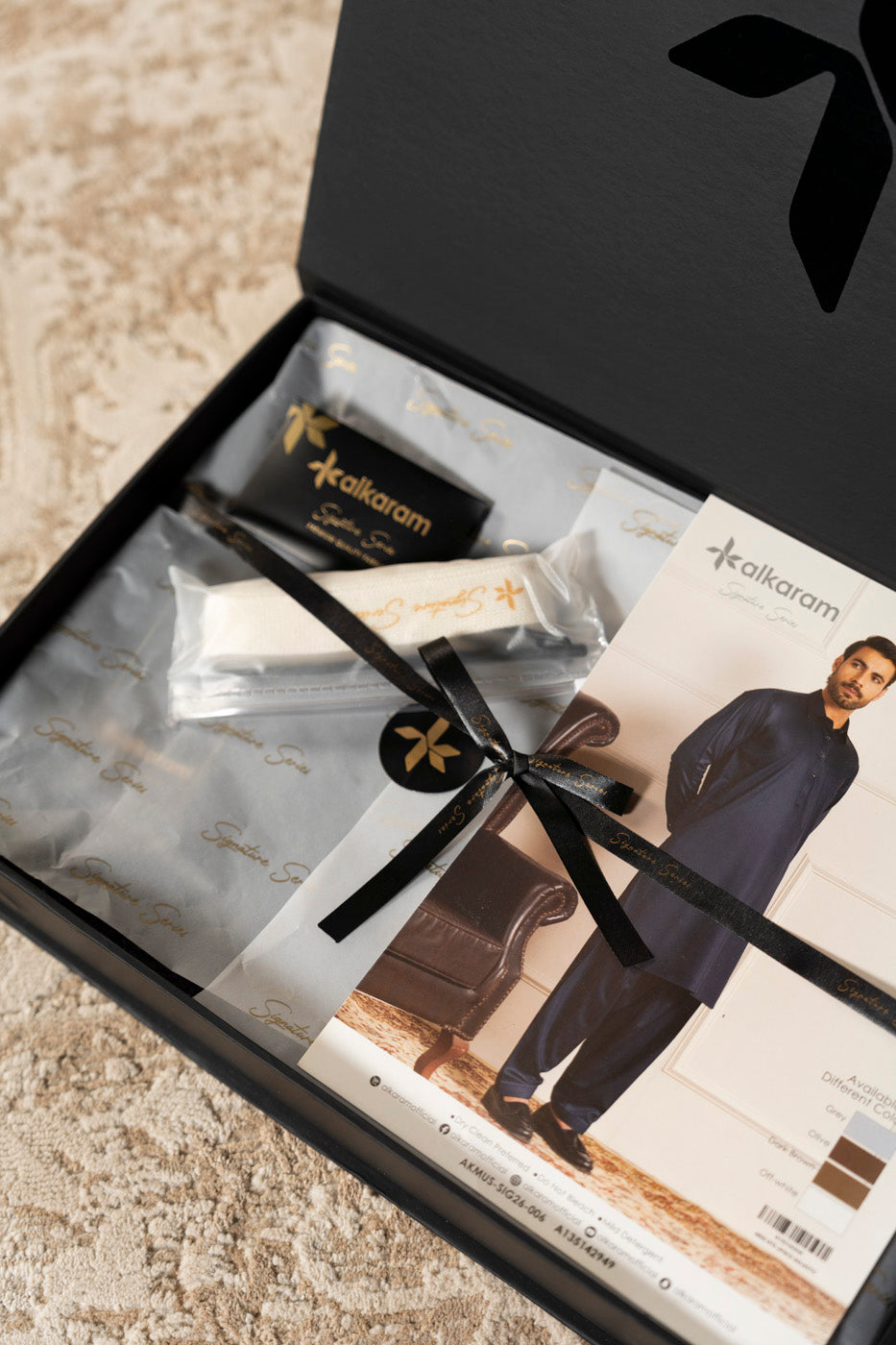 GIFT BOXES