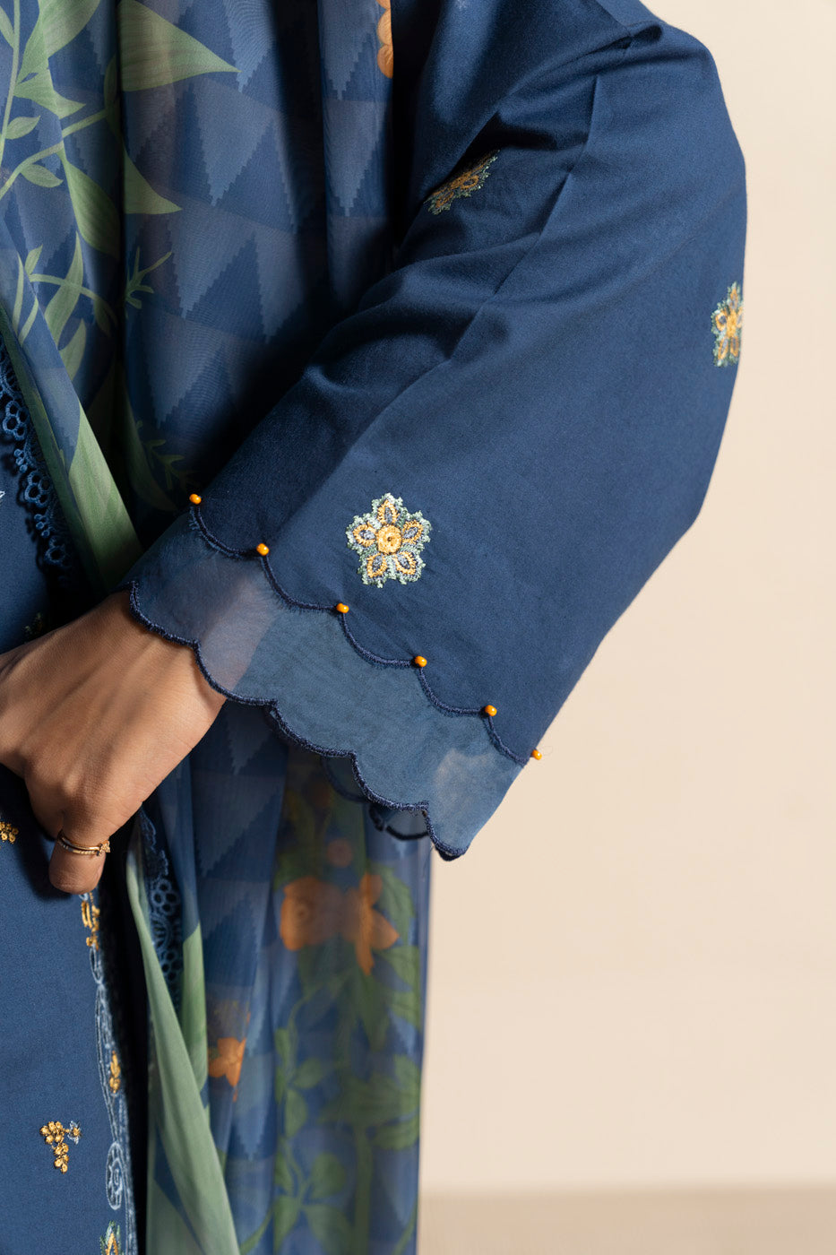 RTS | SHIRT, TROUSER & DUPATTA