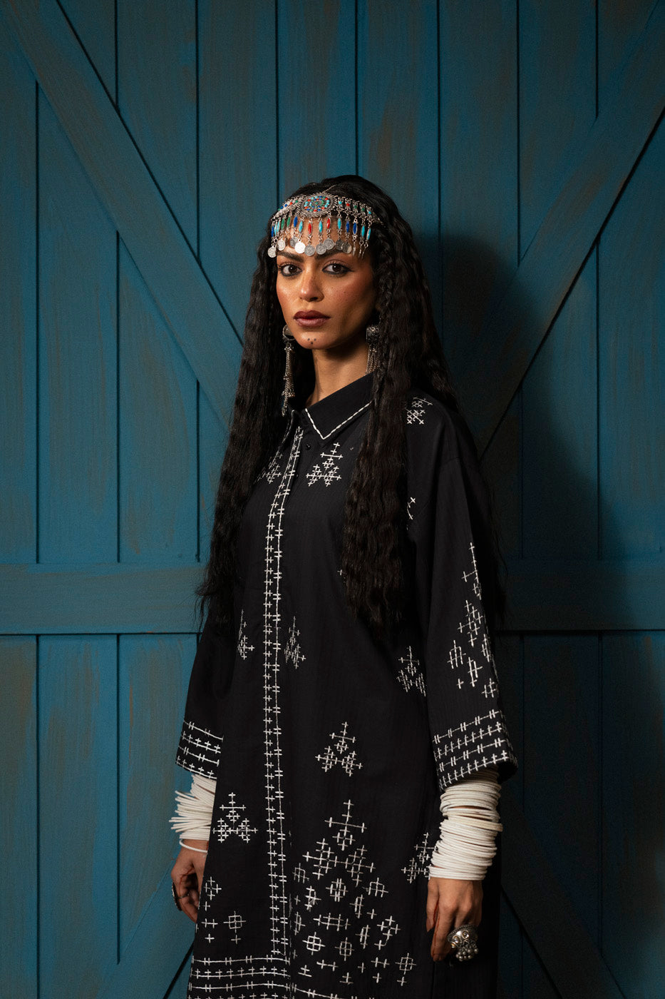 RTW | SHIRT & BOOTCUT PANTS