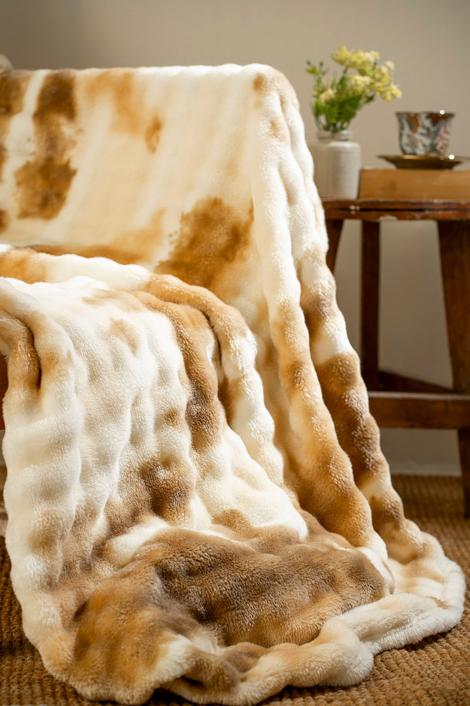 HOME | FLEECE BLANKET