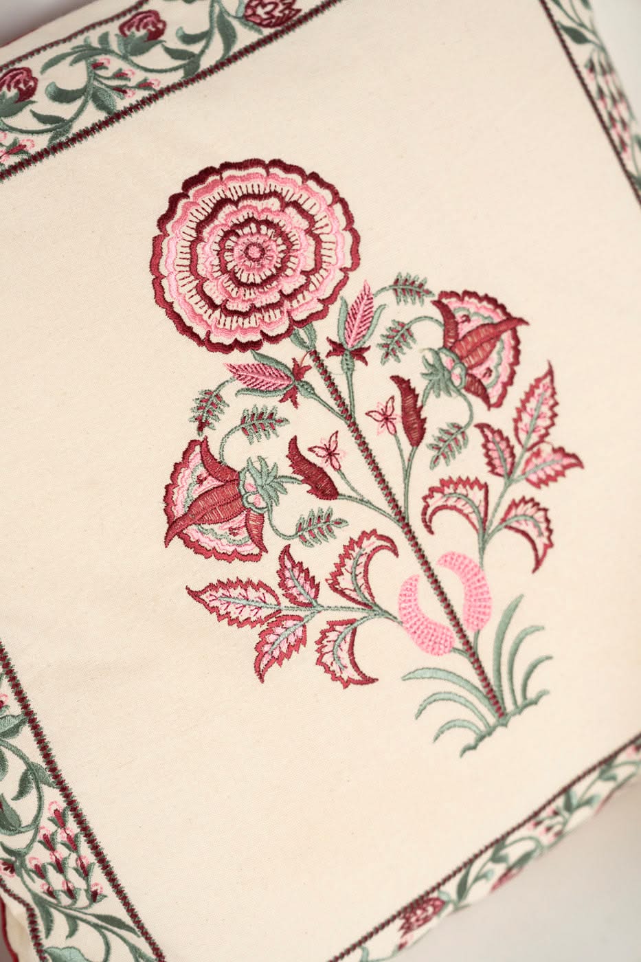 HOME | CUSHION COVER