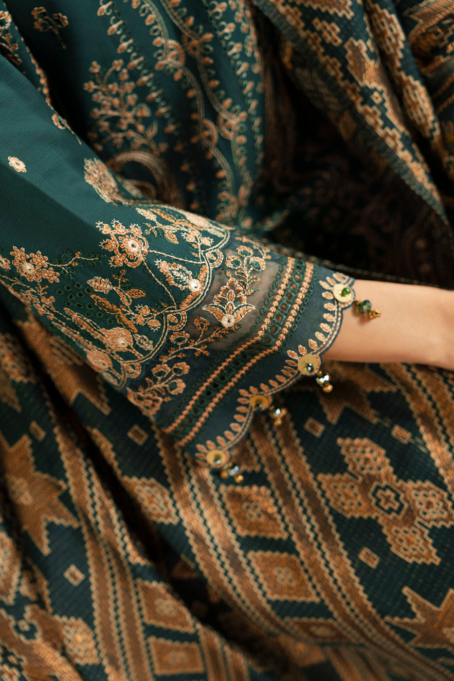 RTS | SHIRT, TROUSER & SHAWL