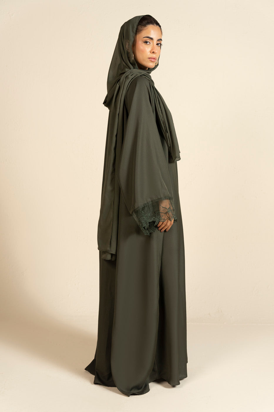 RTW | ABAYA & STOLE