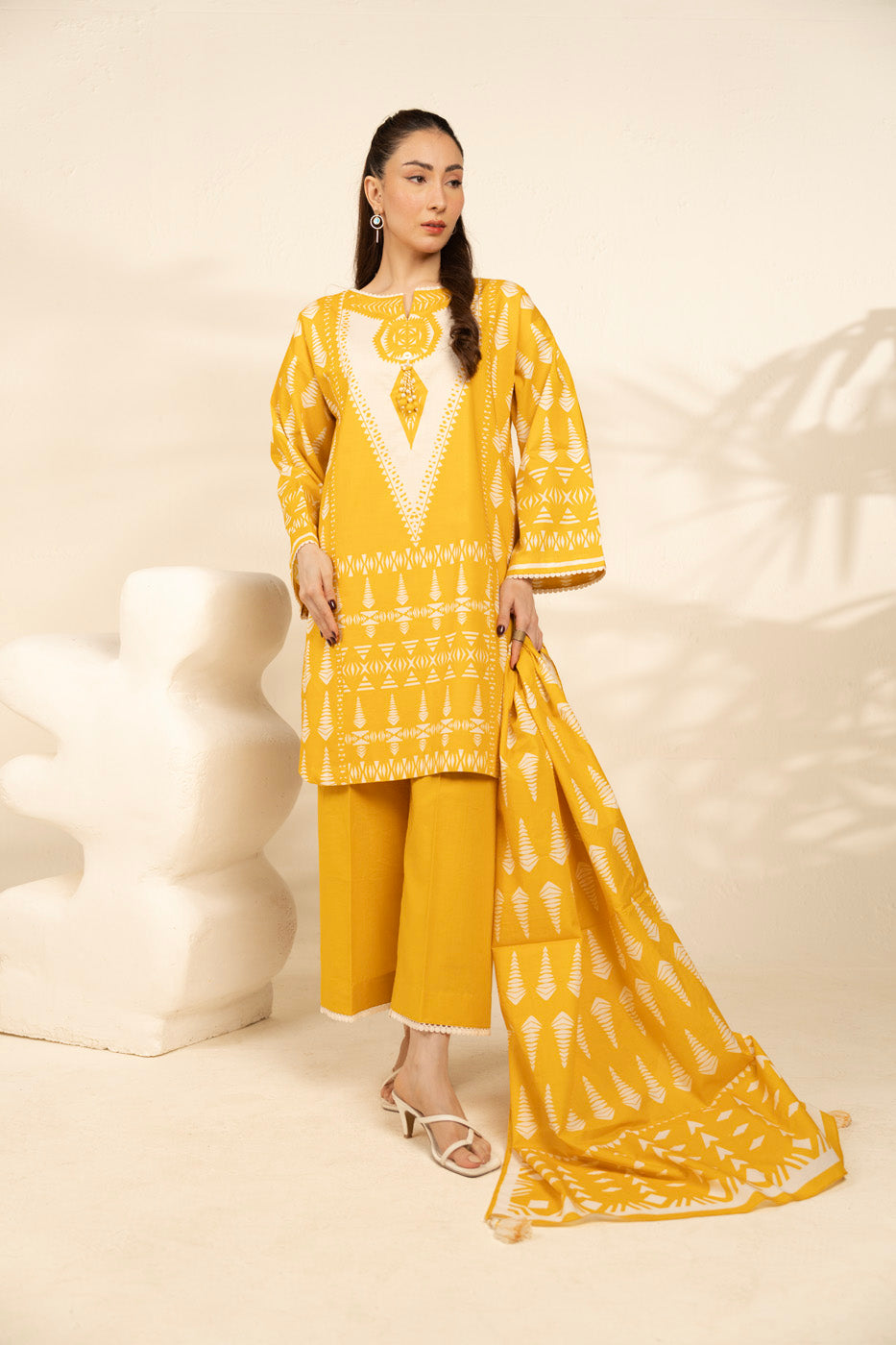 RTS | SHIRT, TROUSER & DUPATTA