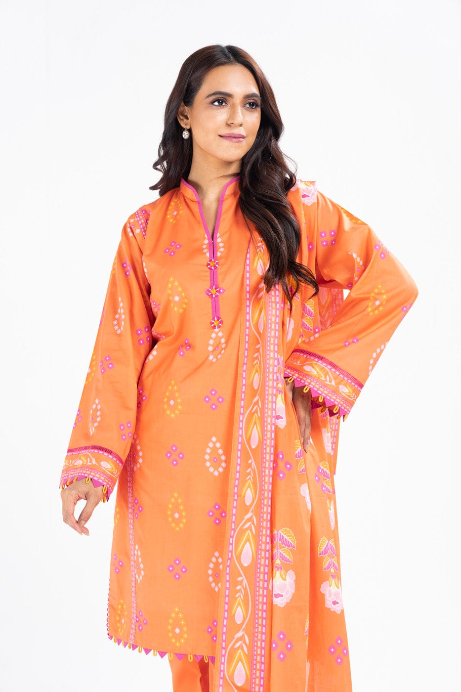 3 Pc Printed Lawn Suit With Lawn Dupatta Alkaram Studio 3-pc-printed-lawn-suit-with-lawn-dupatta-alkaram-studio