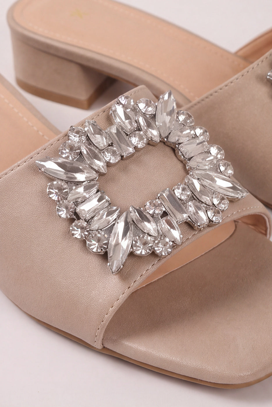 Buckle Heels – Beige
