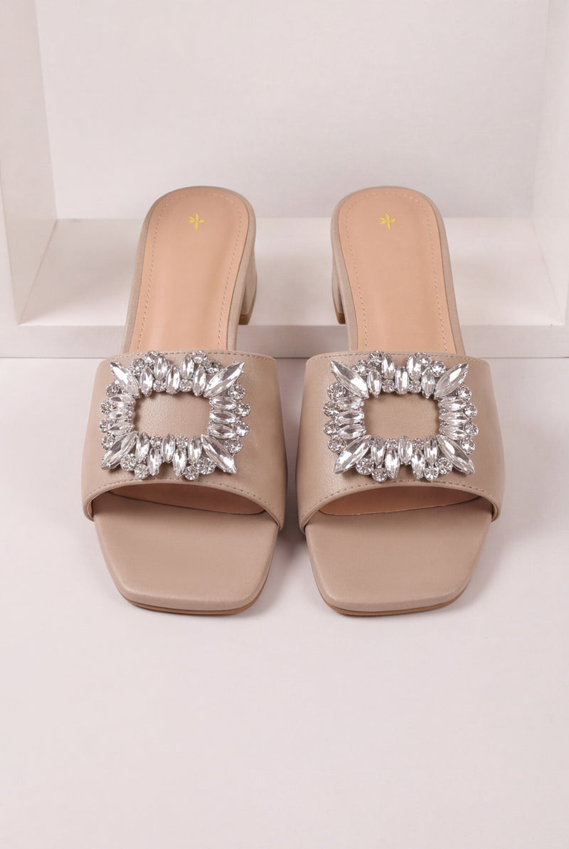 Buckle Heels – Beige