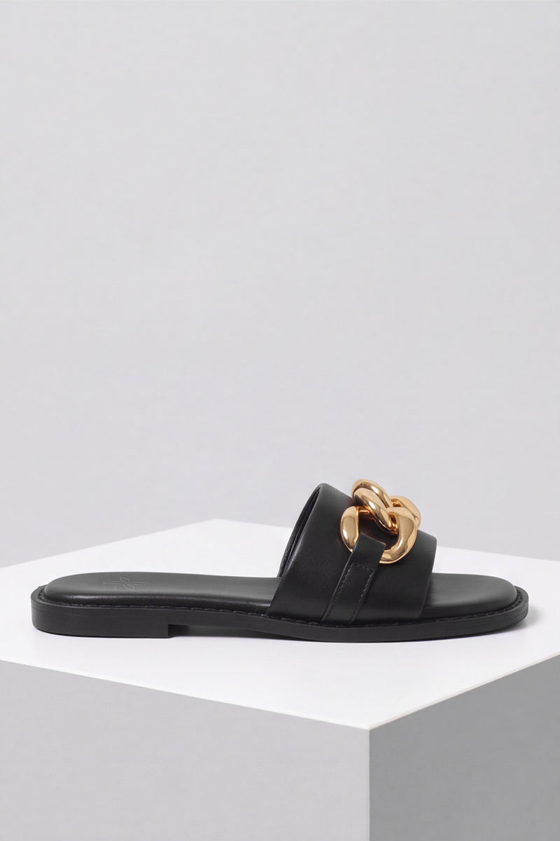 Buckle Strap Slides – Black