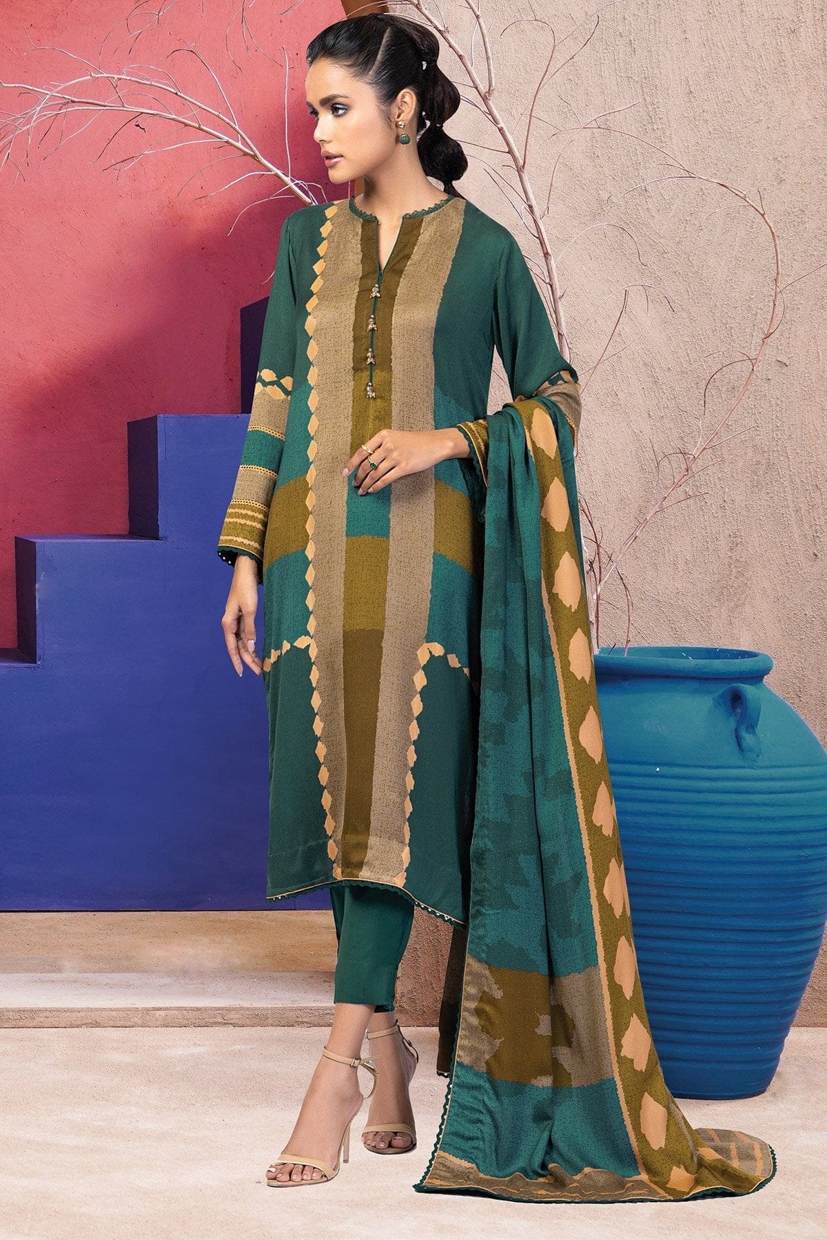 2 Pc Printed Twill Viscose Suit With Twill Viscose Dupatta