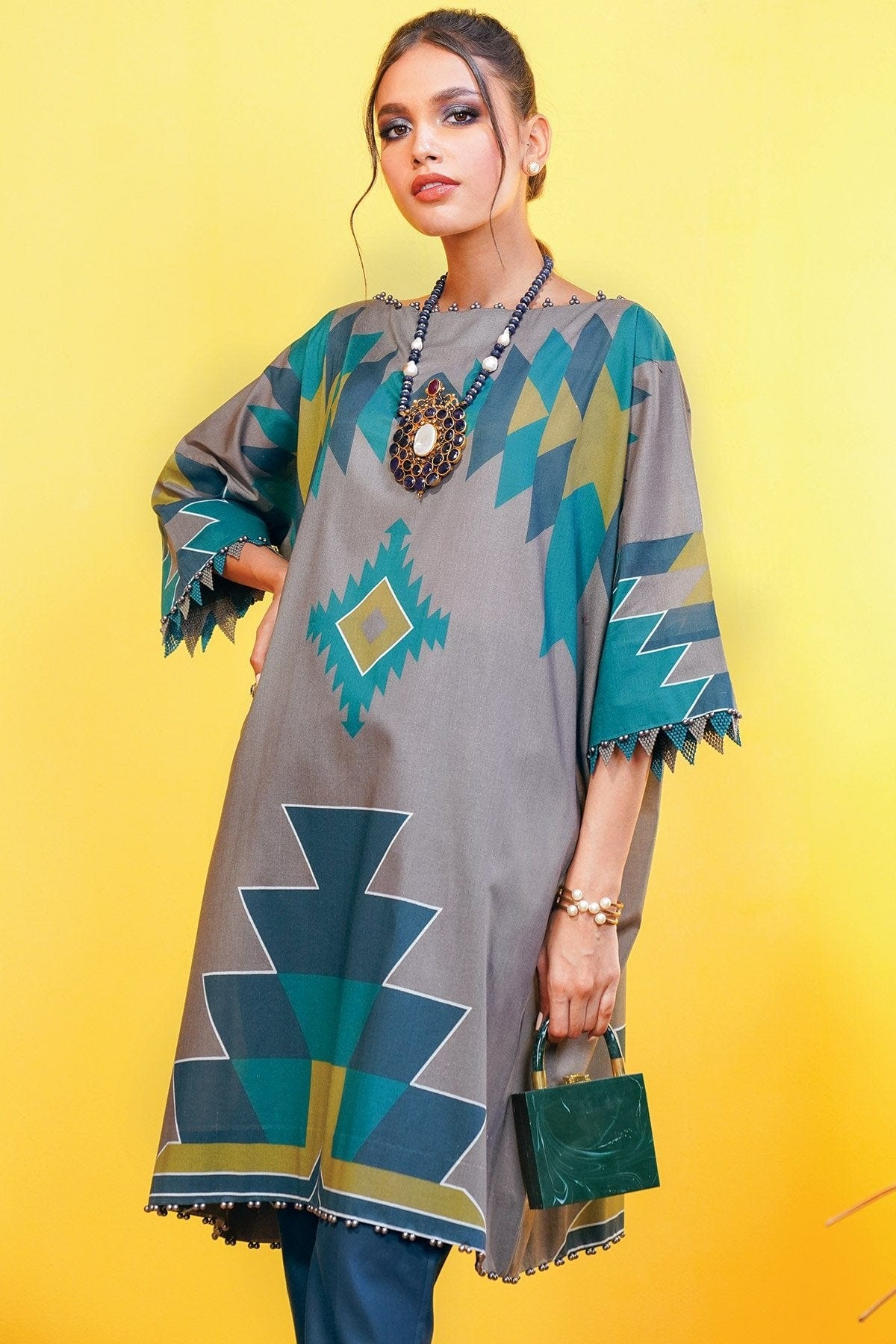 RTS | SHIRT & TROUSER