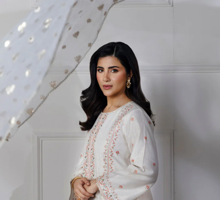 Eid Lawn Suits 2026: The Best Ready to Stitch Outfits for a Festive Look