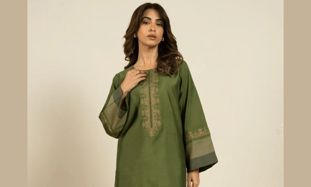 Shop Ready to Wear Suits from the Best Pakistani Women Clothing Store Alkaram