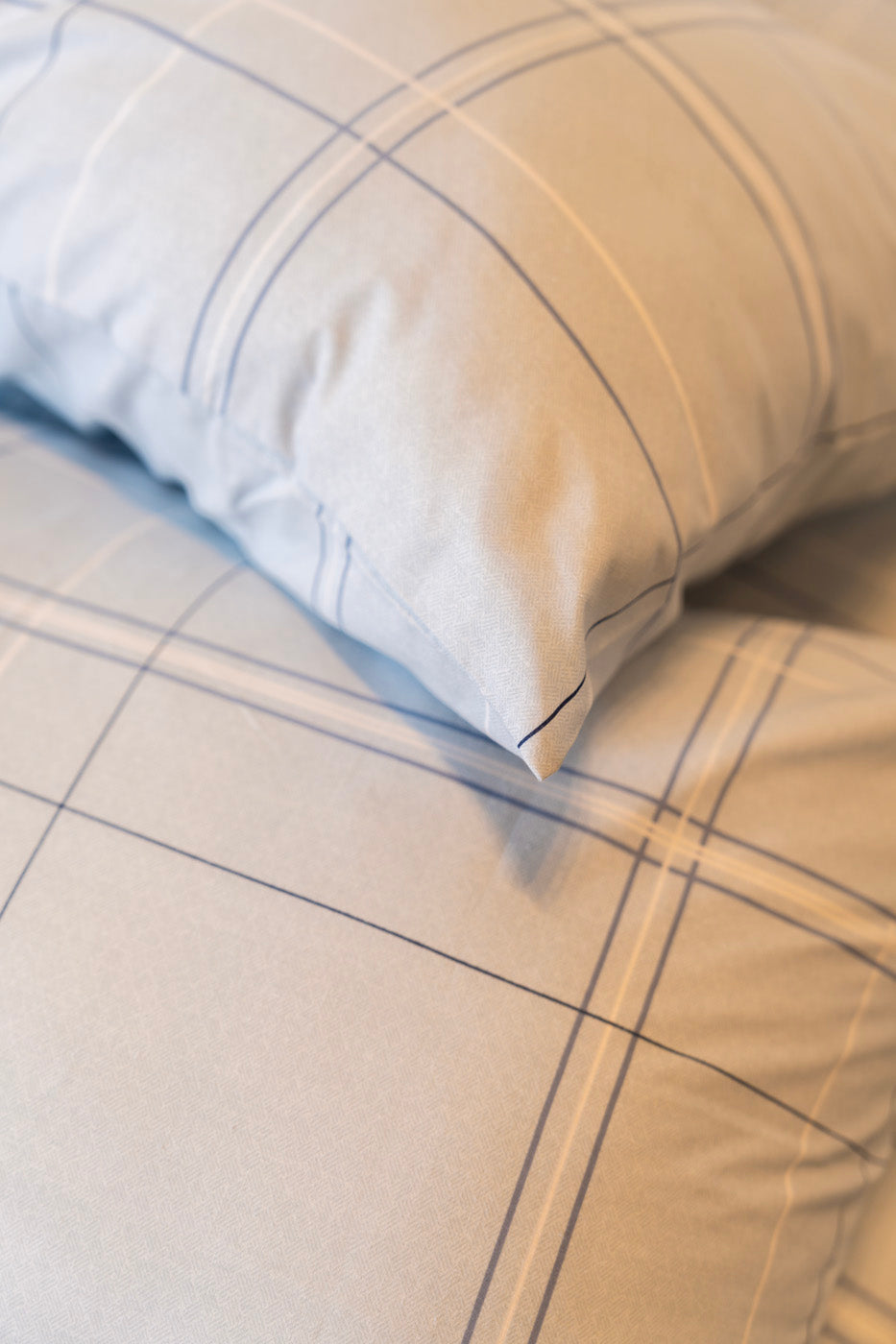 HOME  | BEDSHEET SET