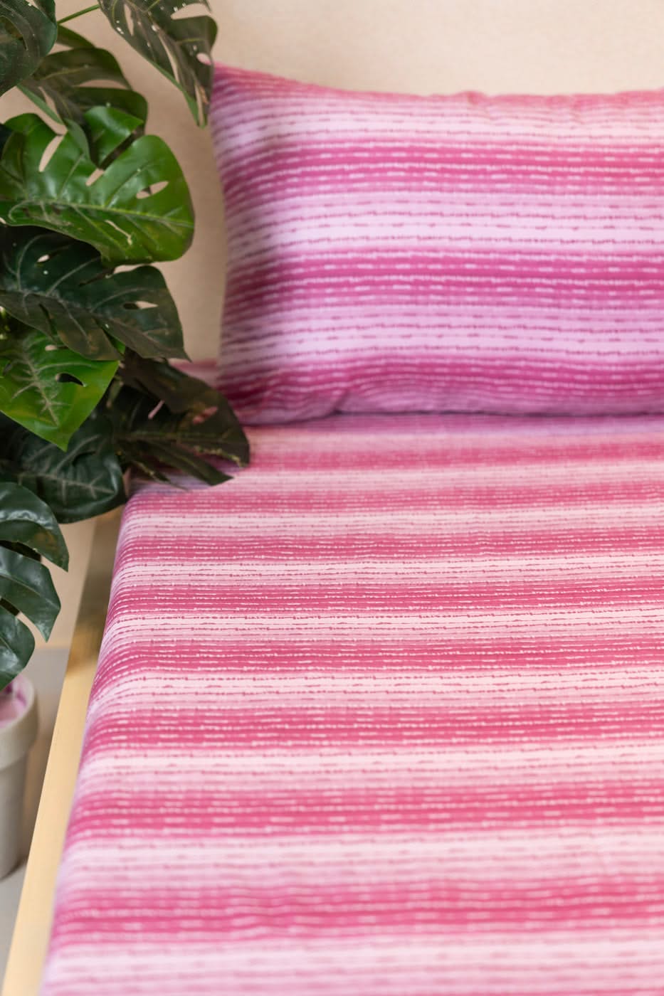 HOME  | BEDSHEET SET