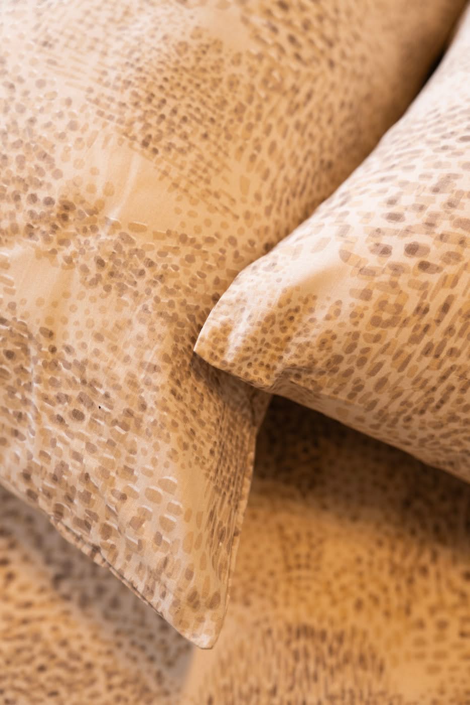 HOME  | BEDSHEET SET