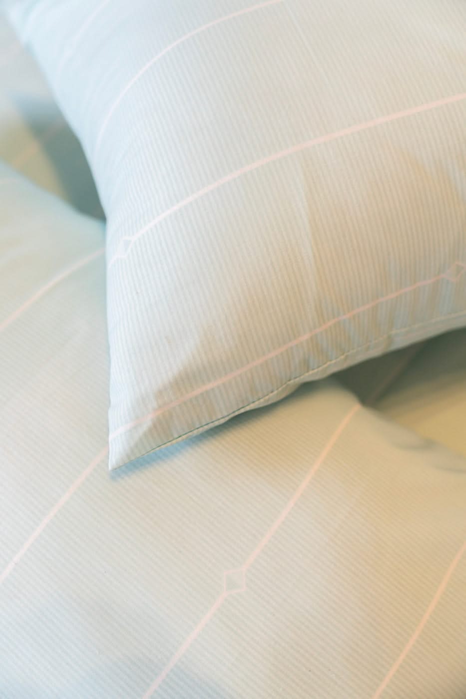 HOME  | BEDSHEET SET