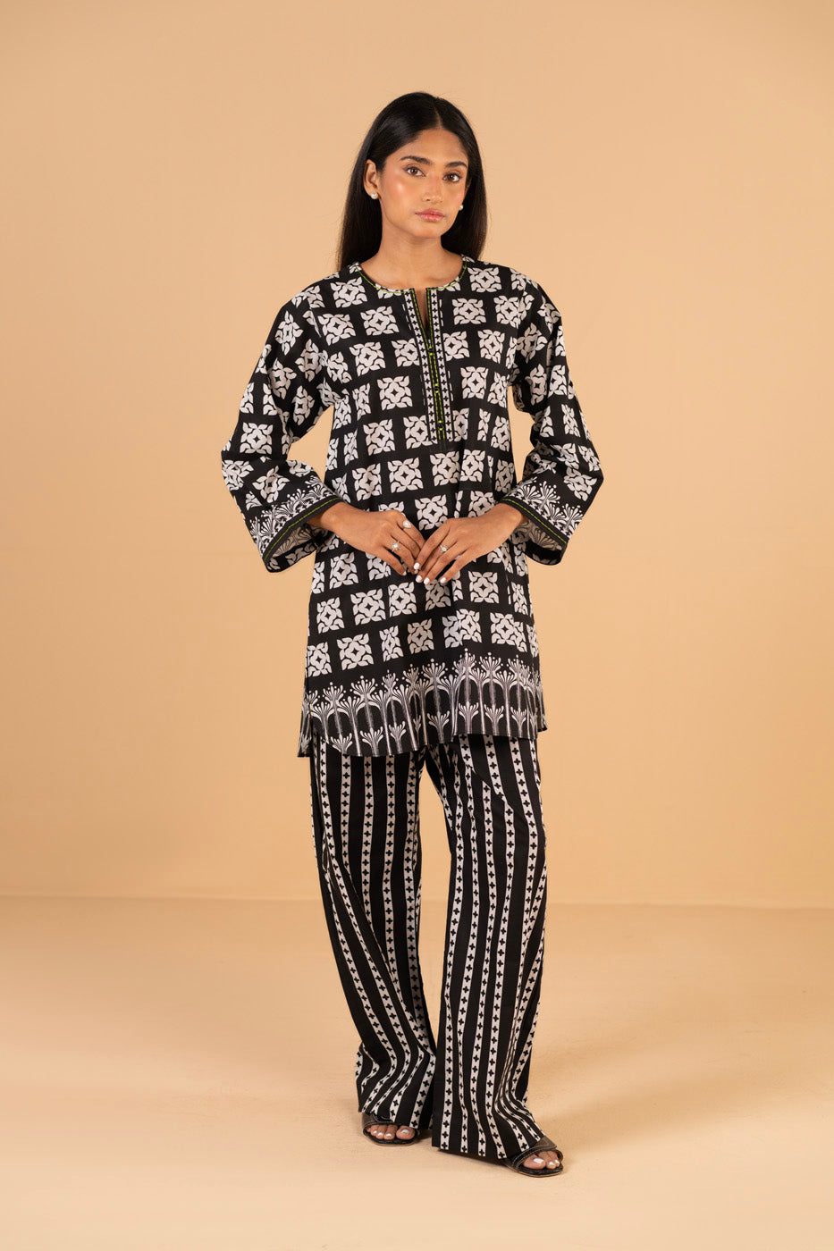 RTW | SHIRT & TROUSER