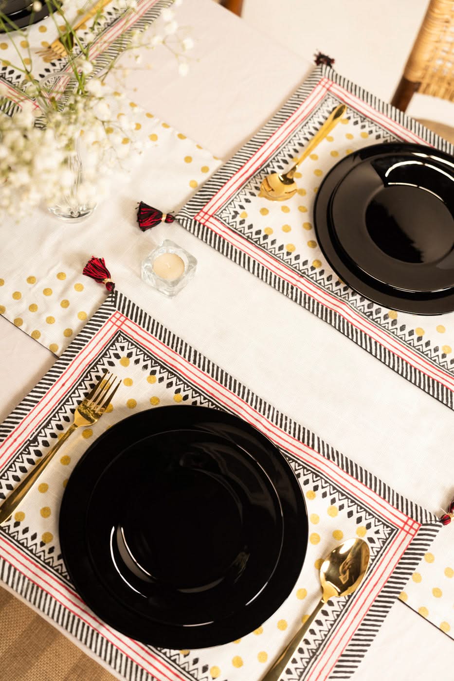 HOME | PLACE MAT