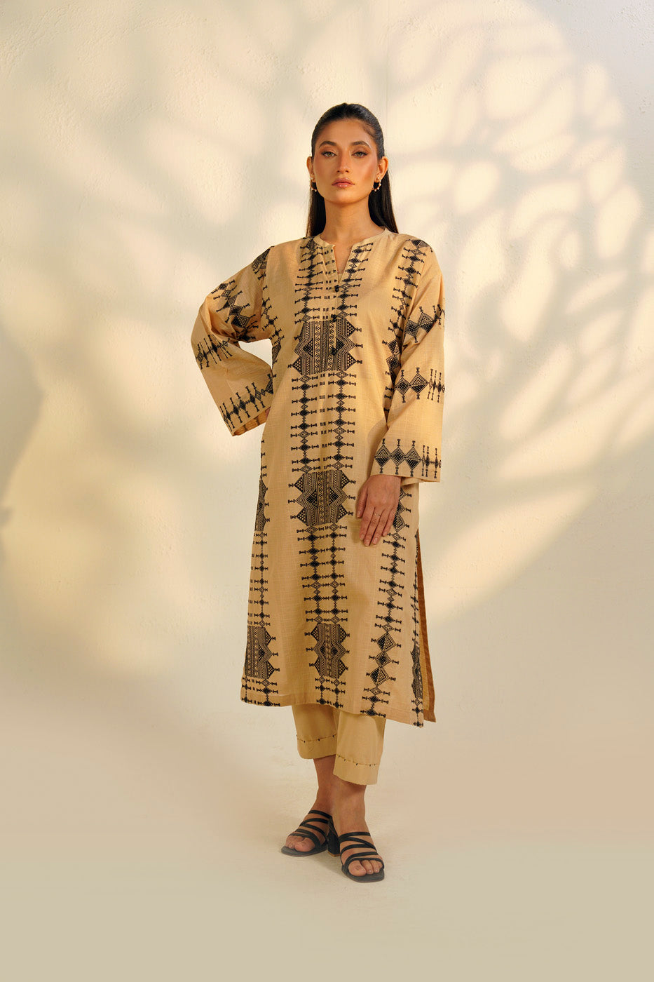Retail Price: 7,590/-PKR