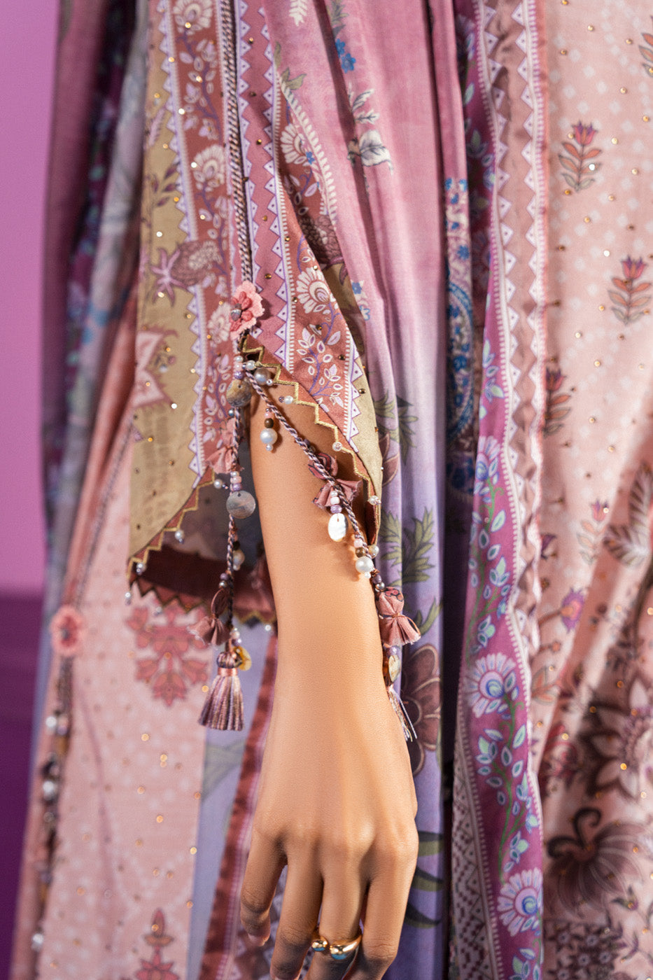 RTS | KAFTAN