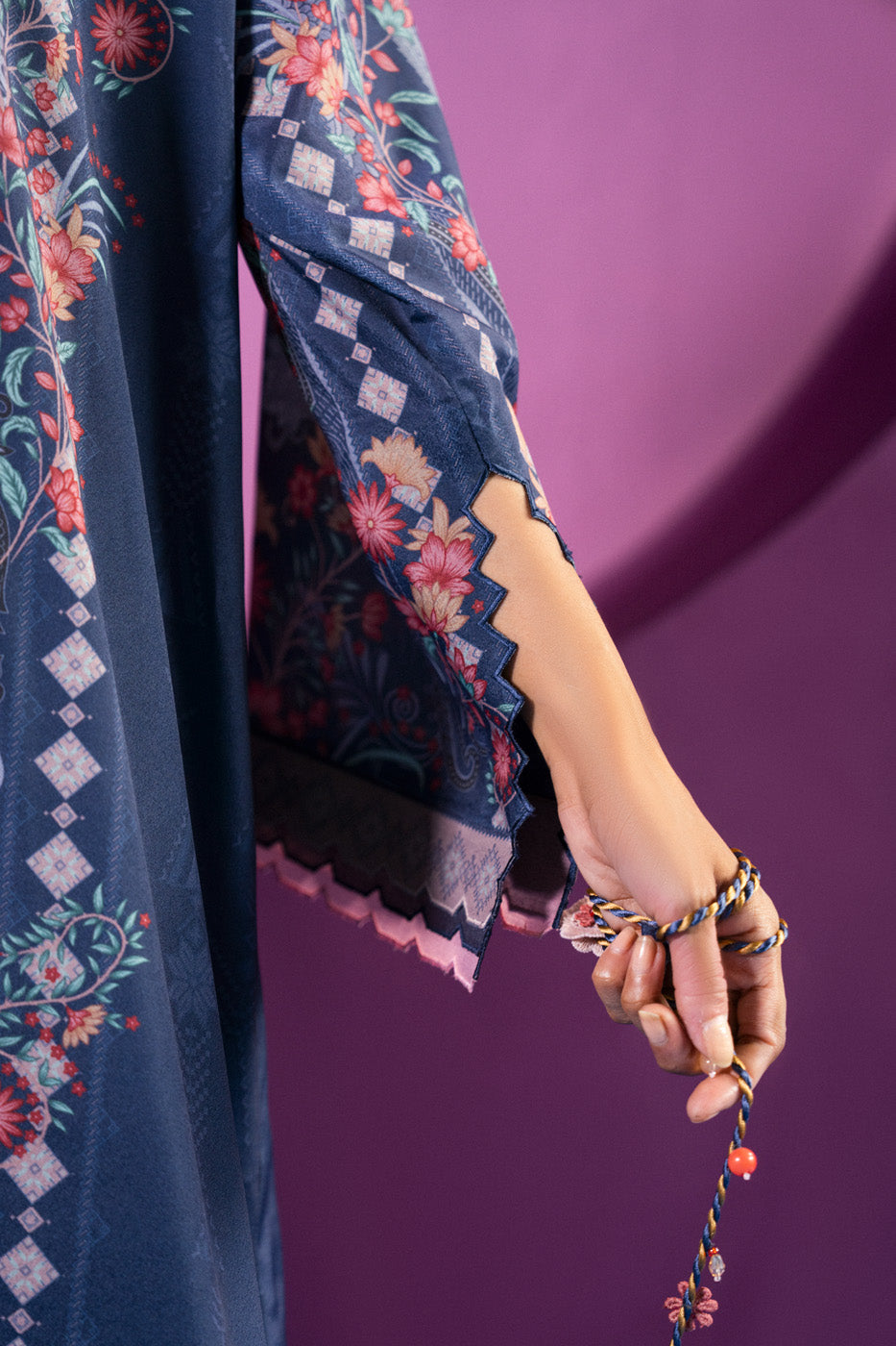 RTS | KAFTAN