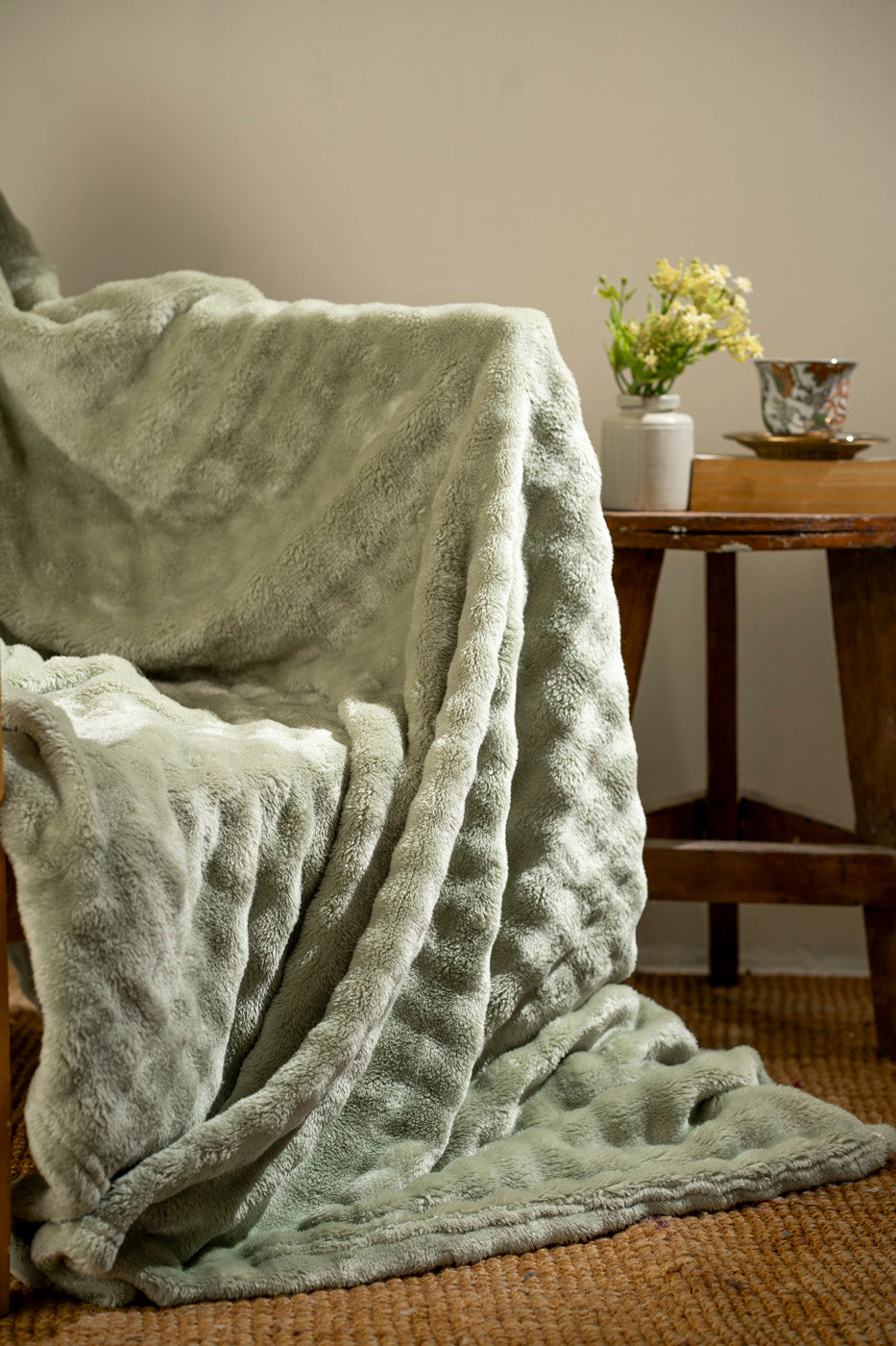 HOME | FLEECE BLANKET