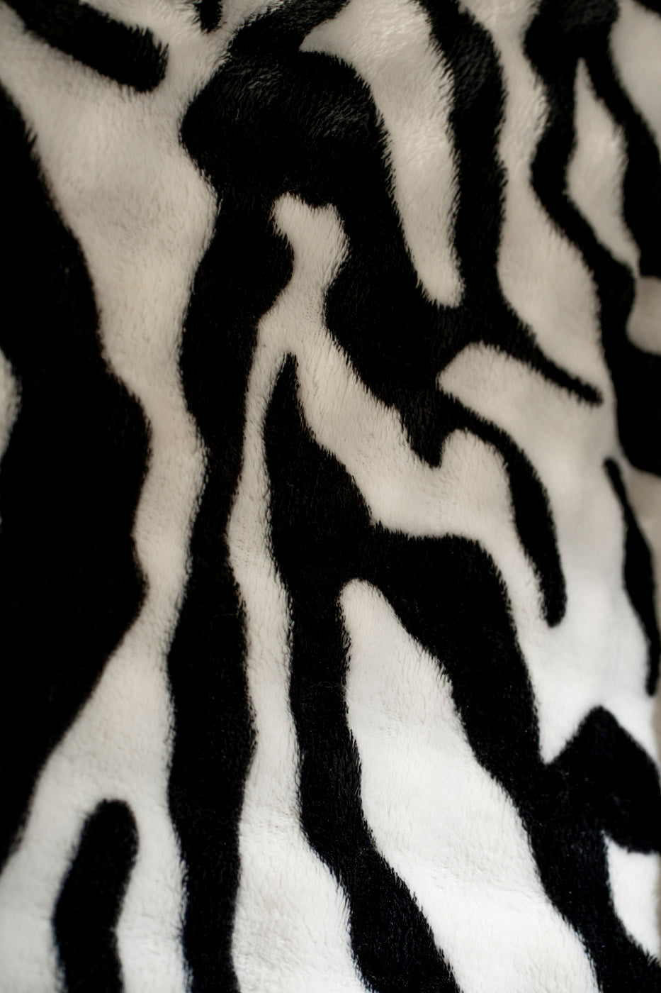 HOME | FLEECE BLANKET