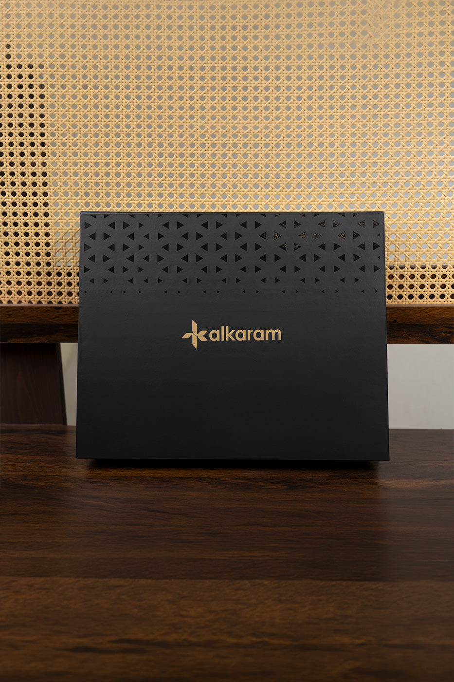 GIFT BOX