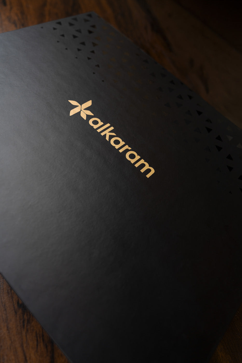 GIFT BOX