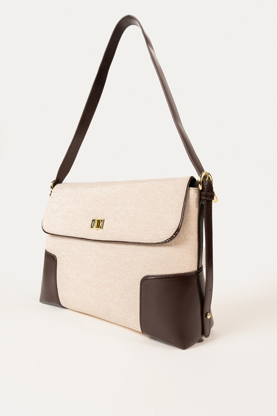 CLASSIC SHOULDER BAG
