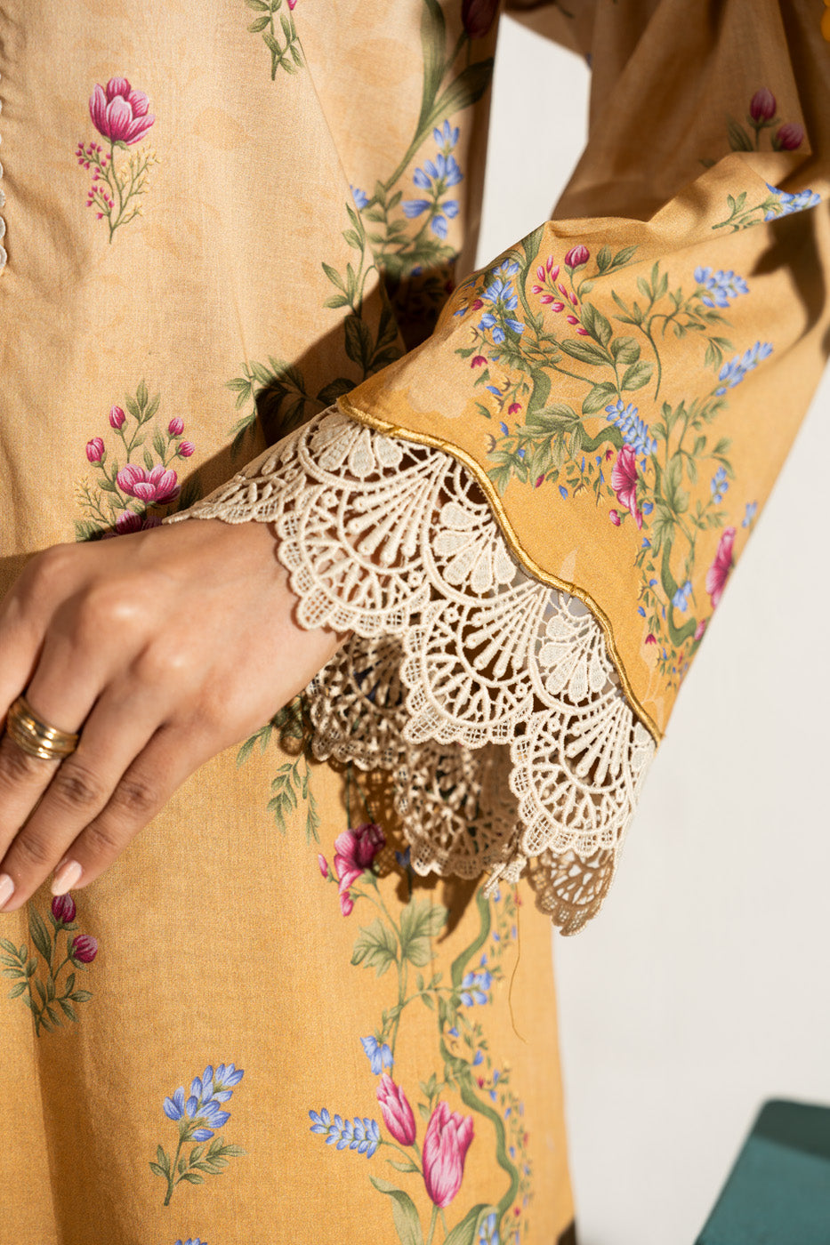 RTS | SHIRT & DUPATTA