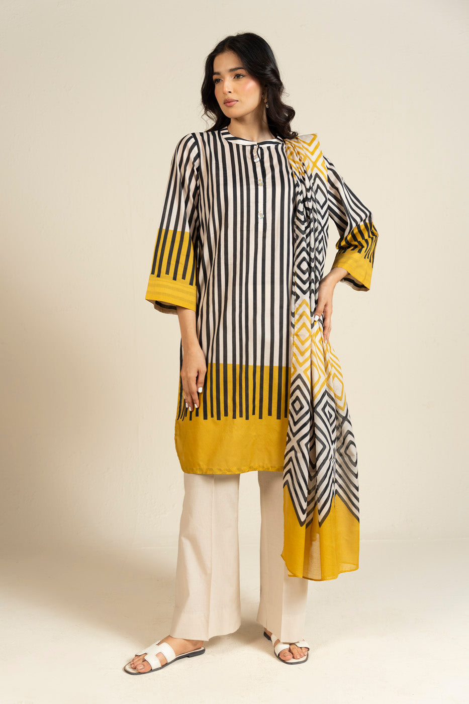 RTS  | SHIRT, TROUSER & DUPATTA