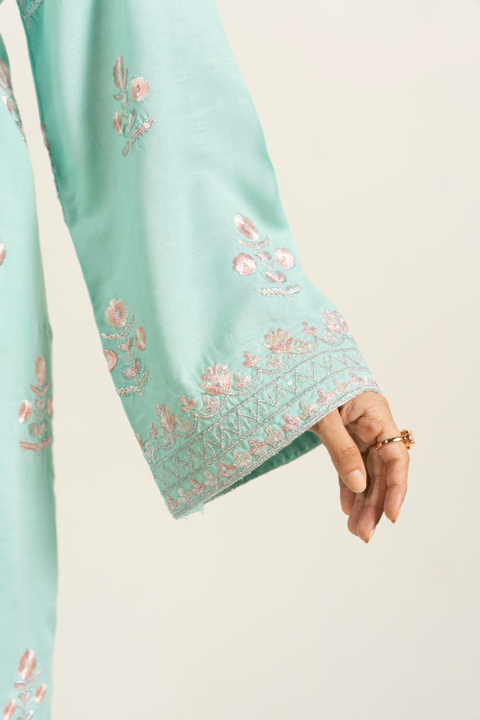 RTW | SHIRT & TROUSER