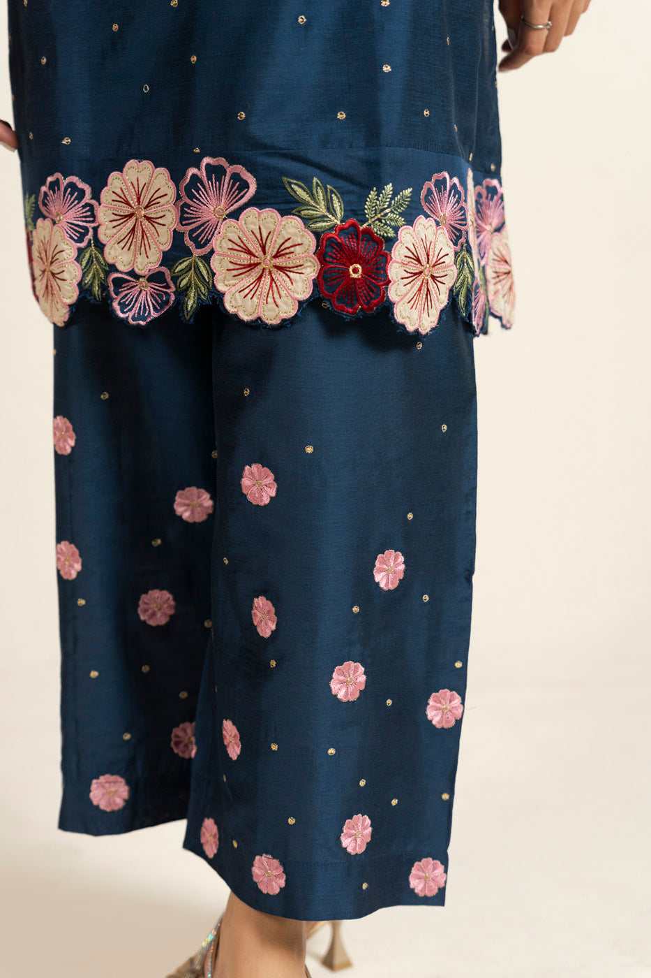 RTW | SHIRT & TROUSER