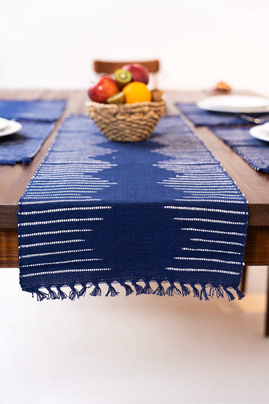 HOME | TABLE RUNNER