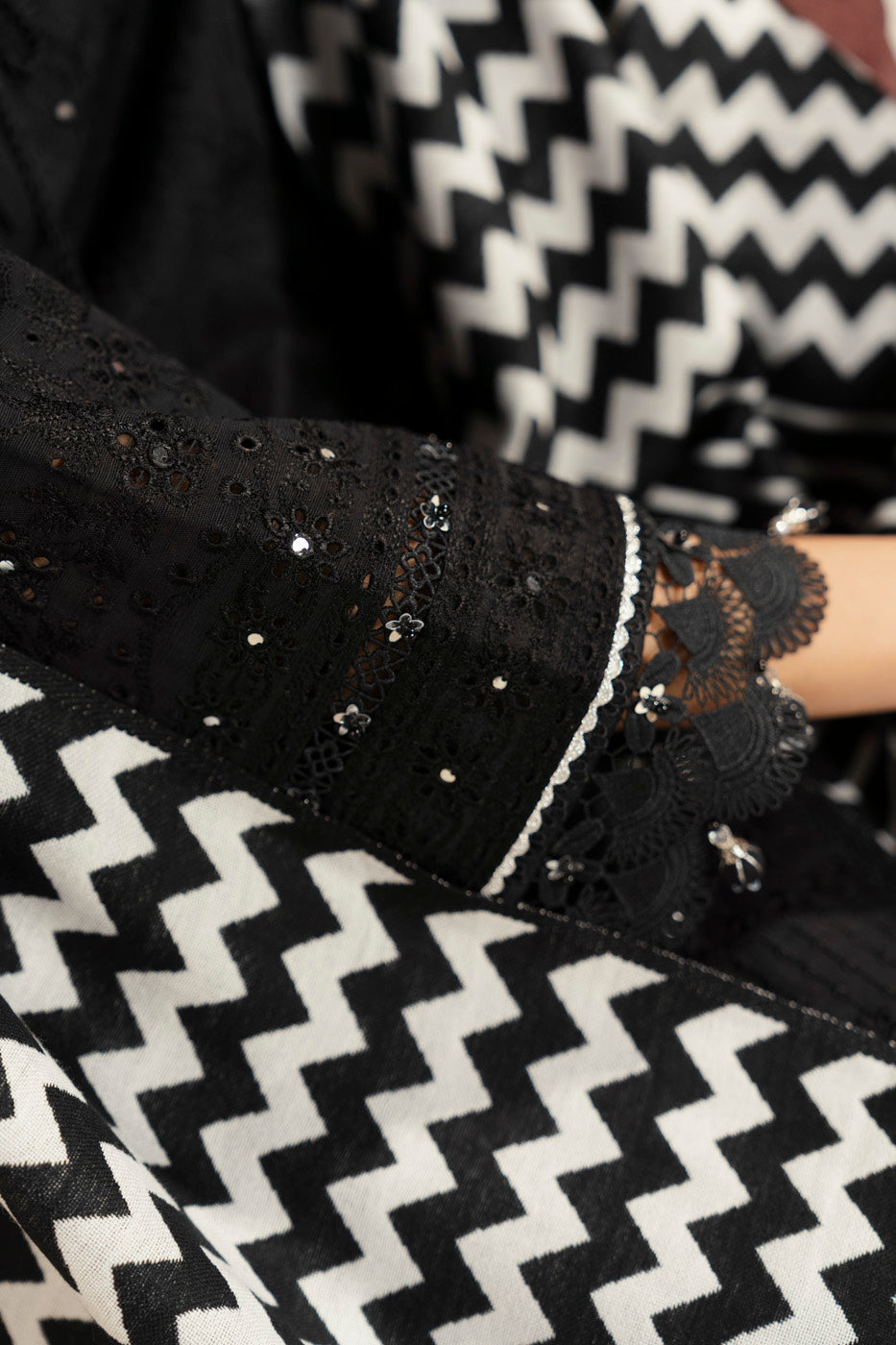 RTS | SHIRT, TROUSER & SHAWL