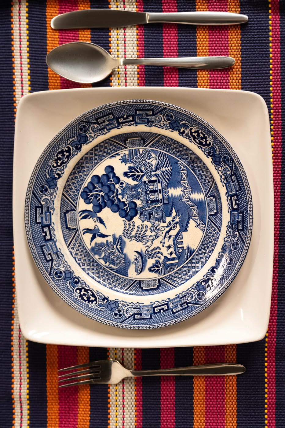 HOME | PLACE MAT