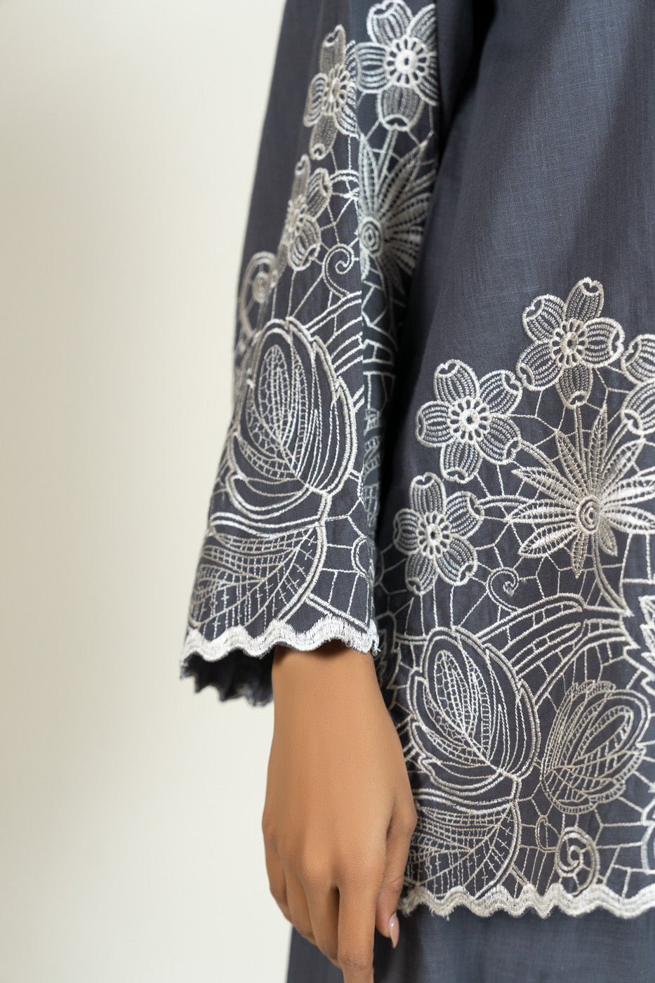 RTW | SHIRT & TROUSER