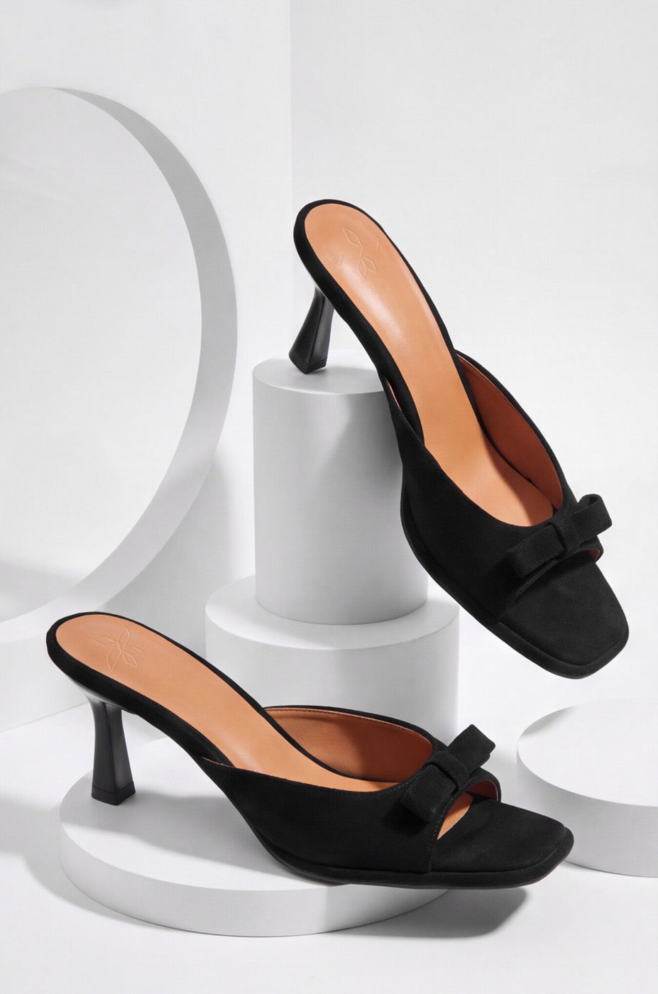 BLOCK HEELS