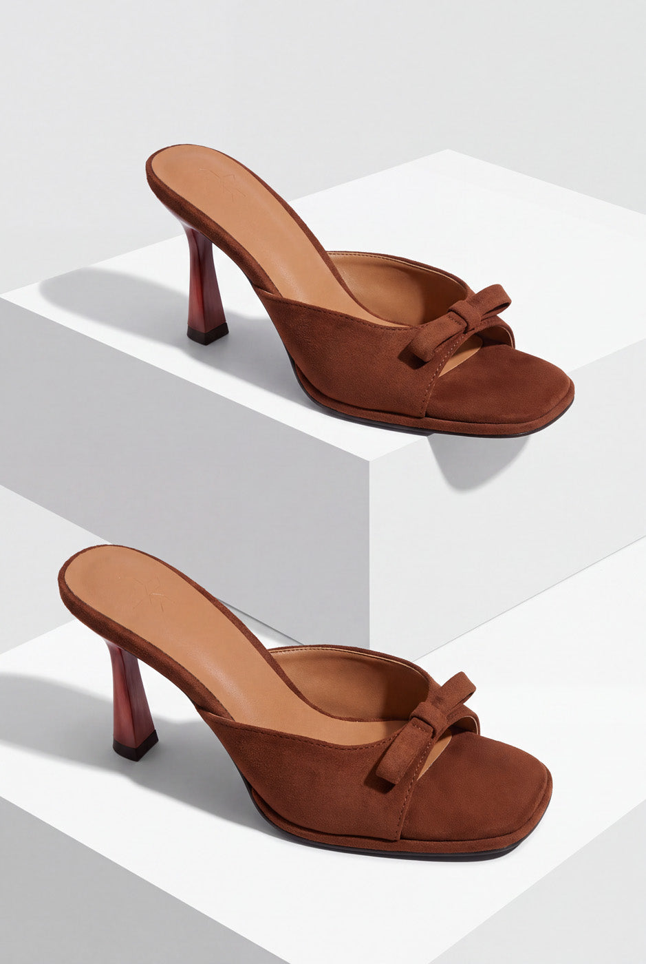 BLOCK HEELS