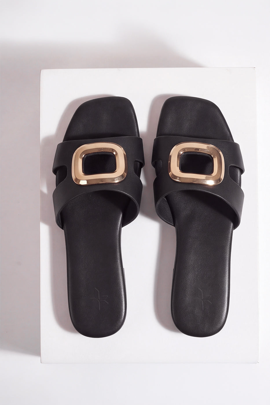SQUARE BUCKLE SLIDES