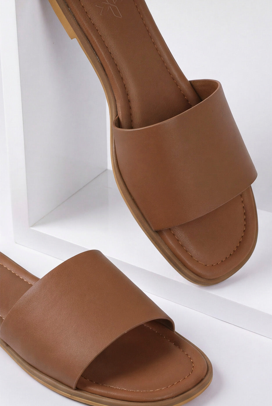 STRAP SLIDES