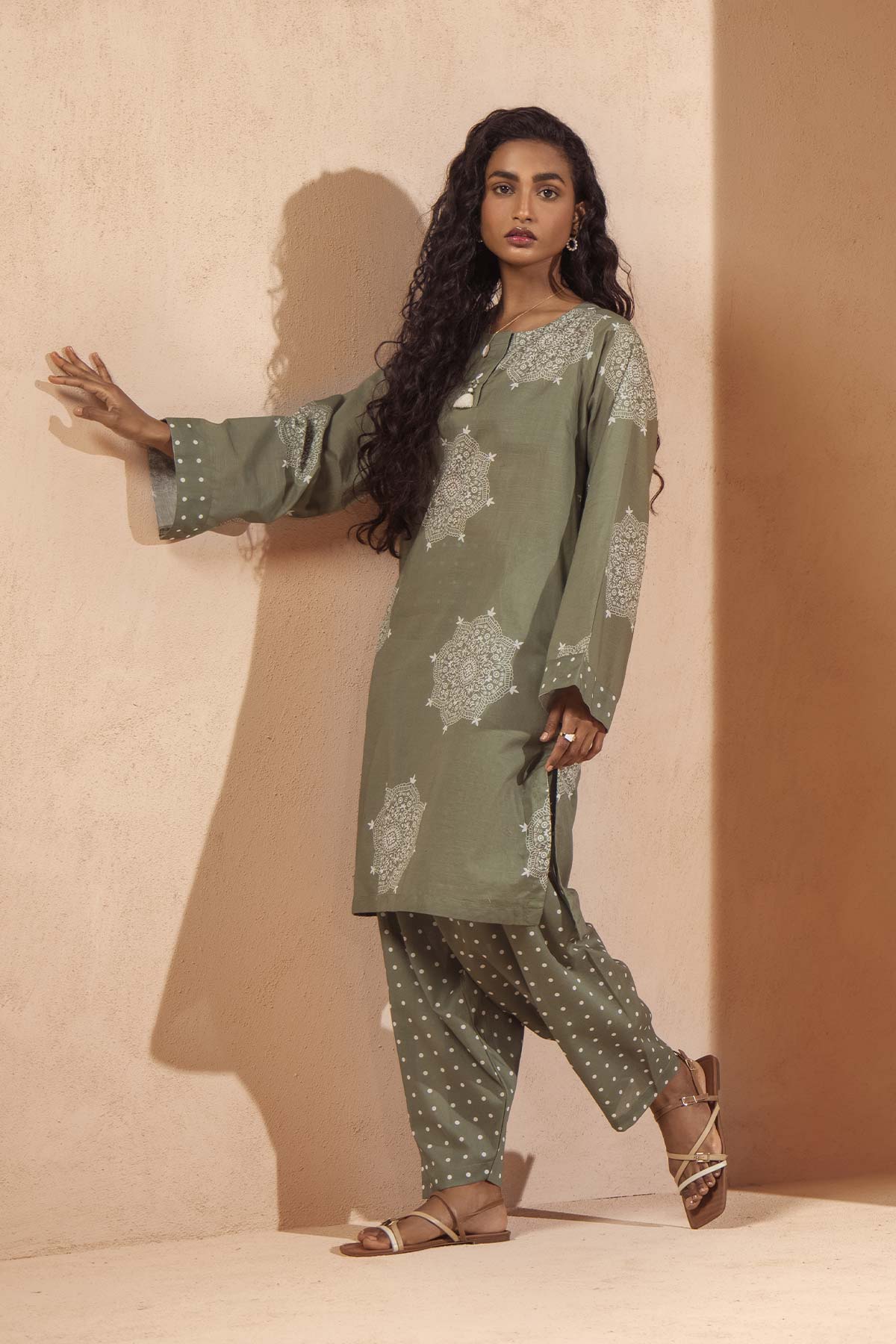 RTW | SHIRT & TROUSER