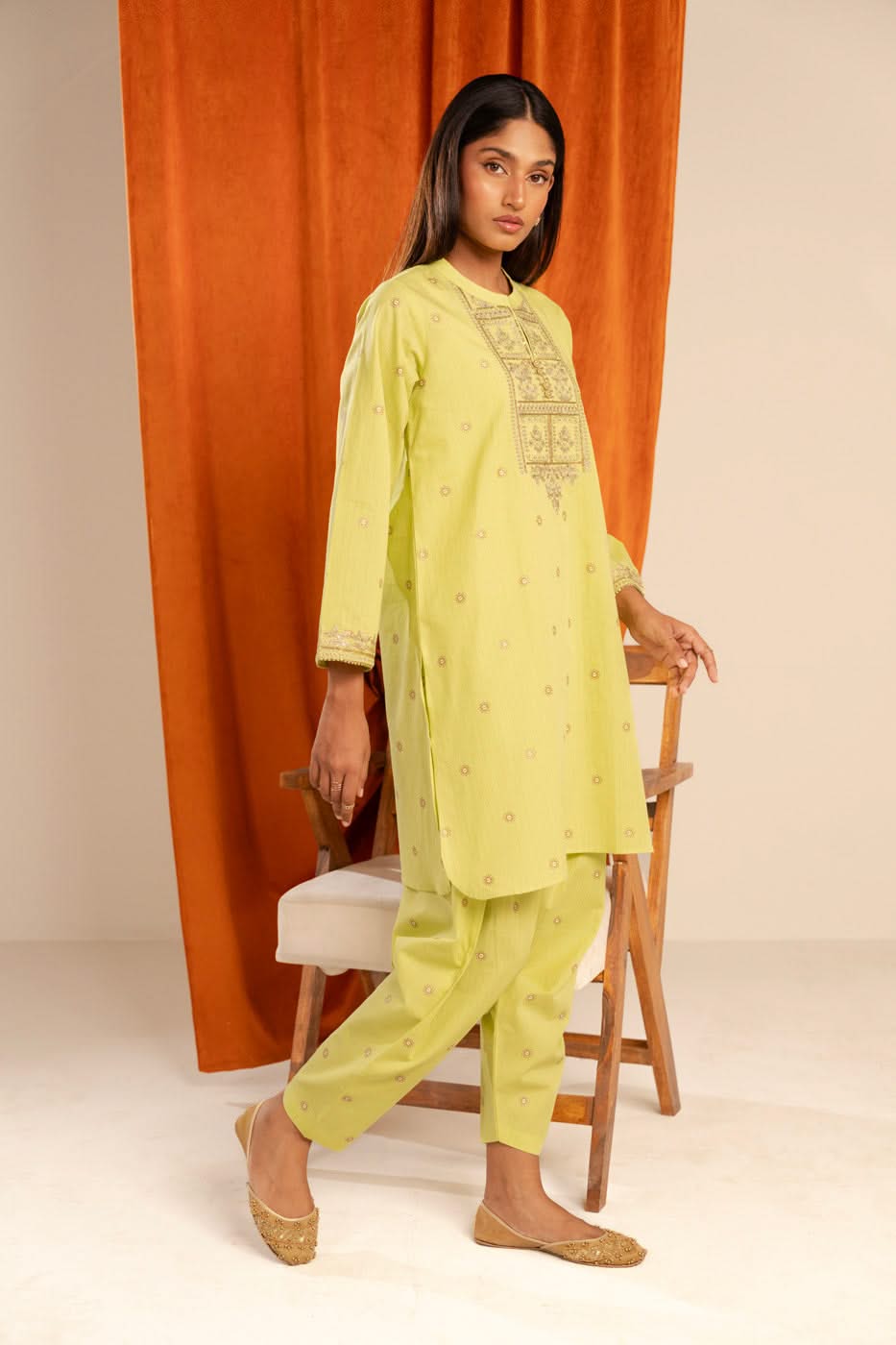 RTW | SHIRT & TROUSER