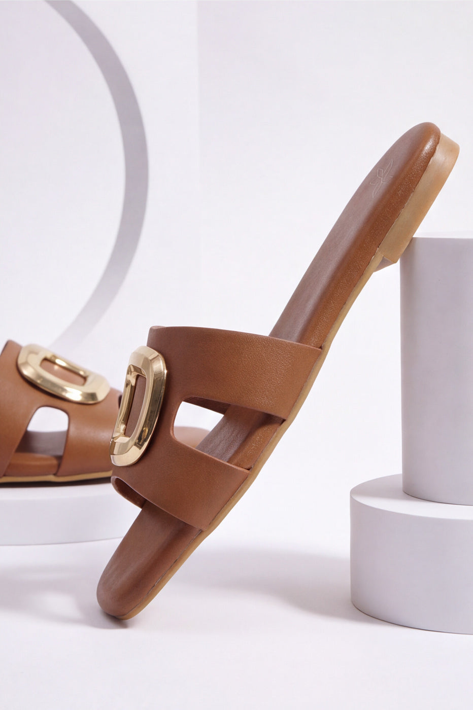 Square Buckle Slides – Camel