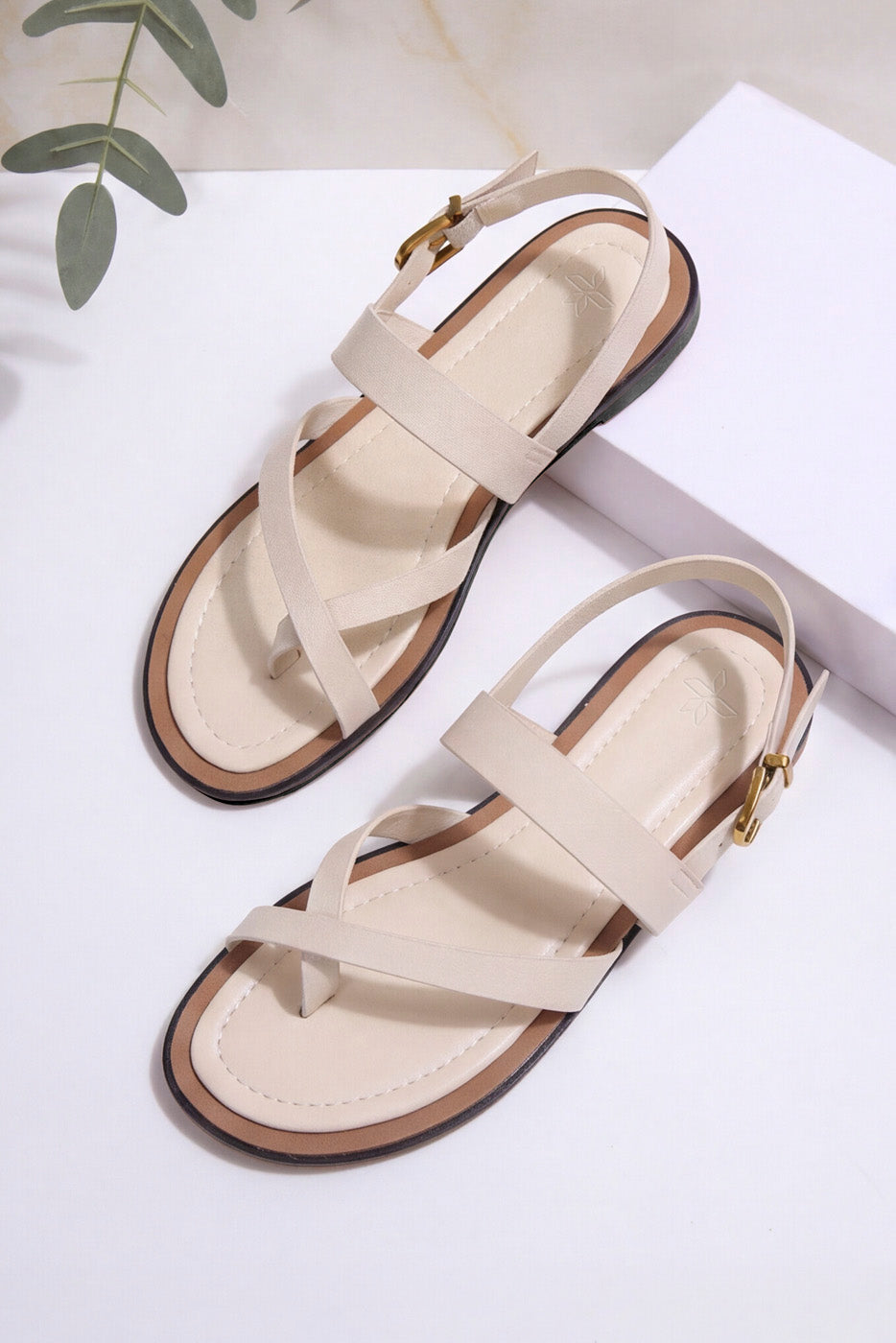 Sandals – Off White