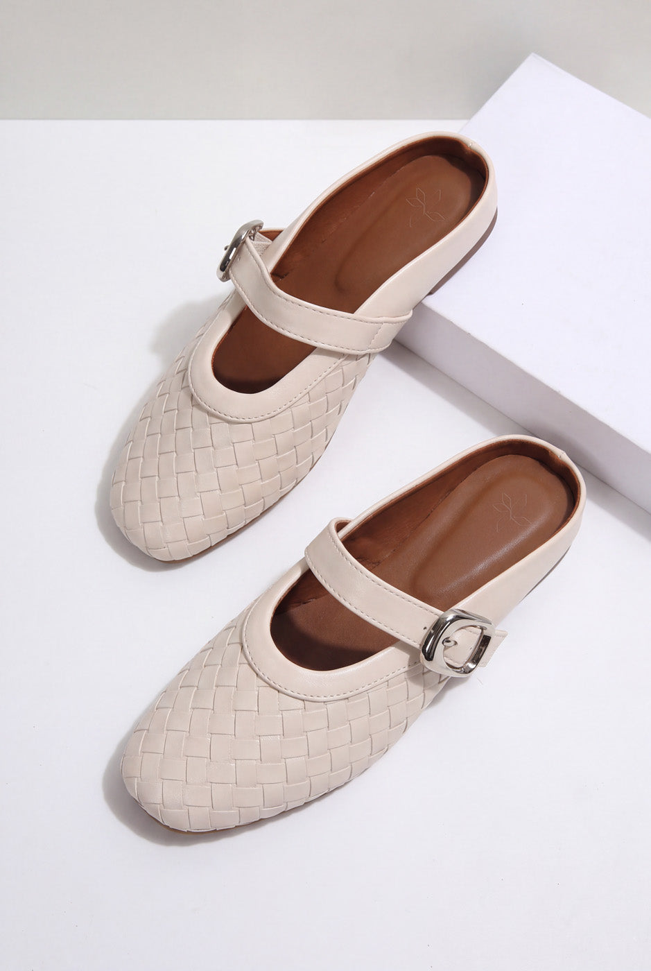 Basic Mules – Beige