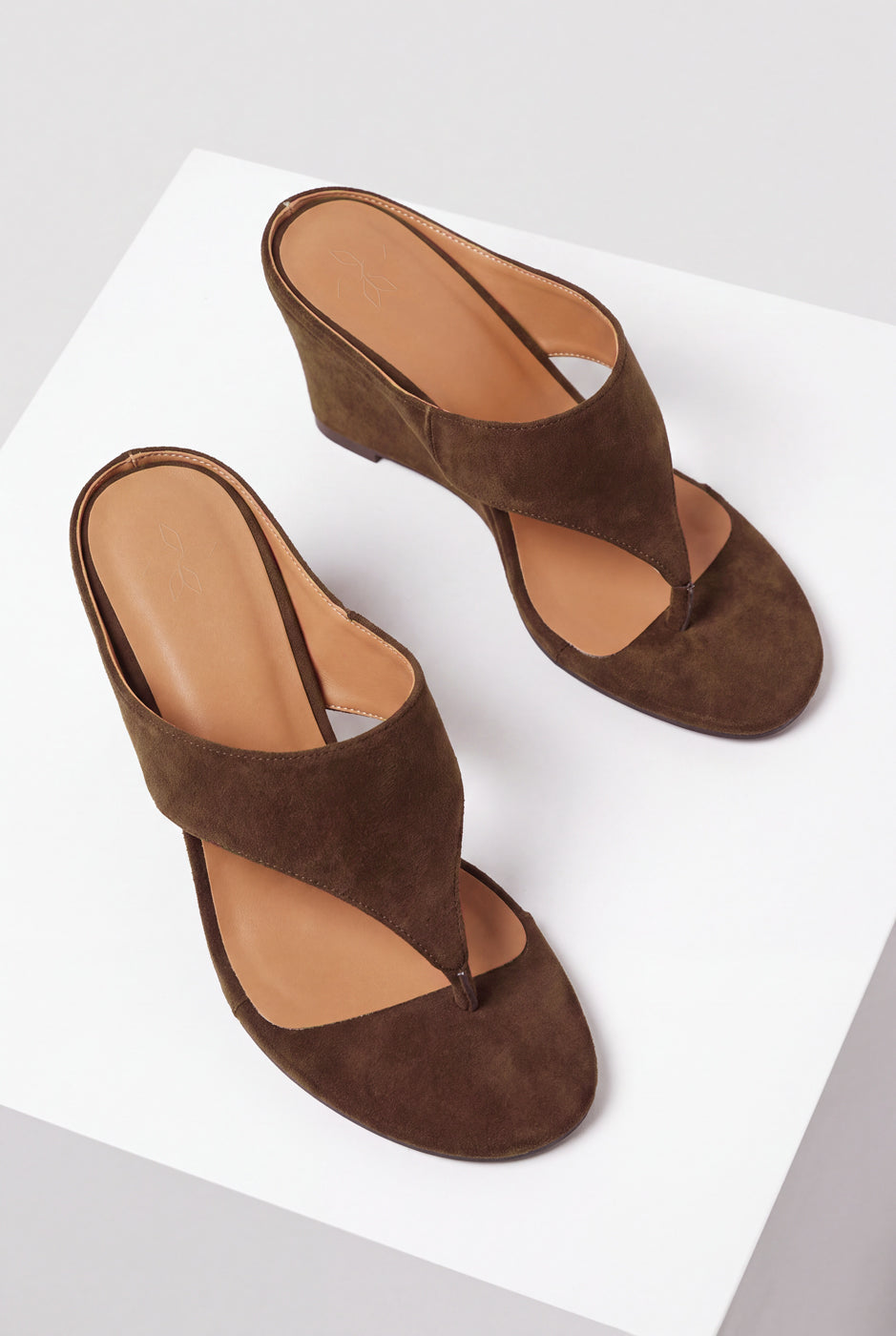 Cross Strap Wedge Sandals – Coffee