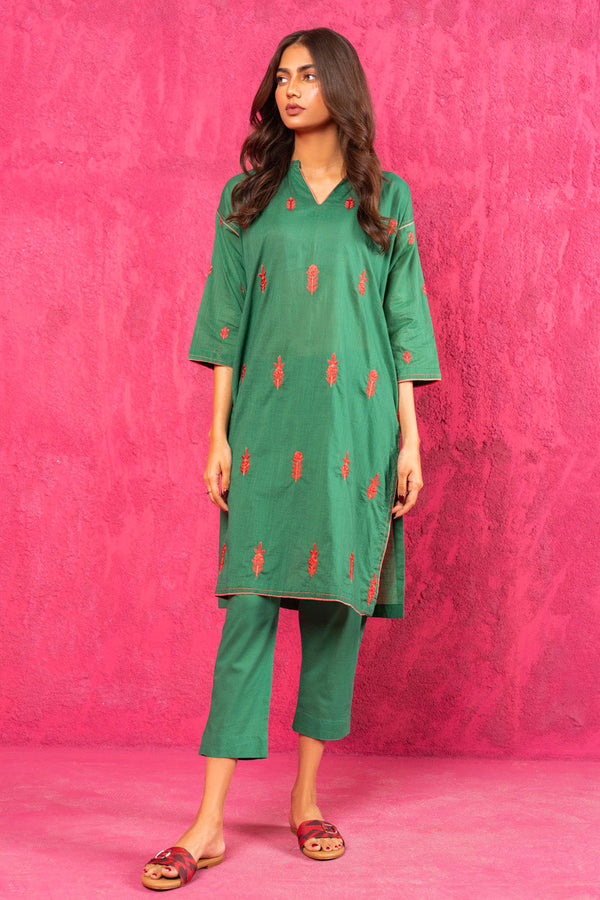 3 Pc Embroidered Slub Lawn Outfit