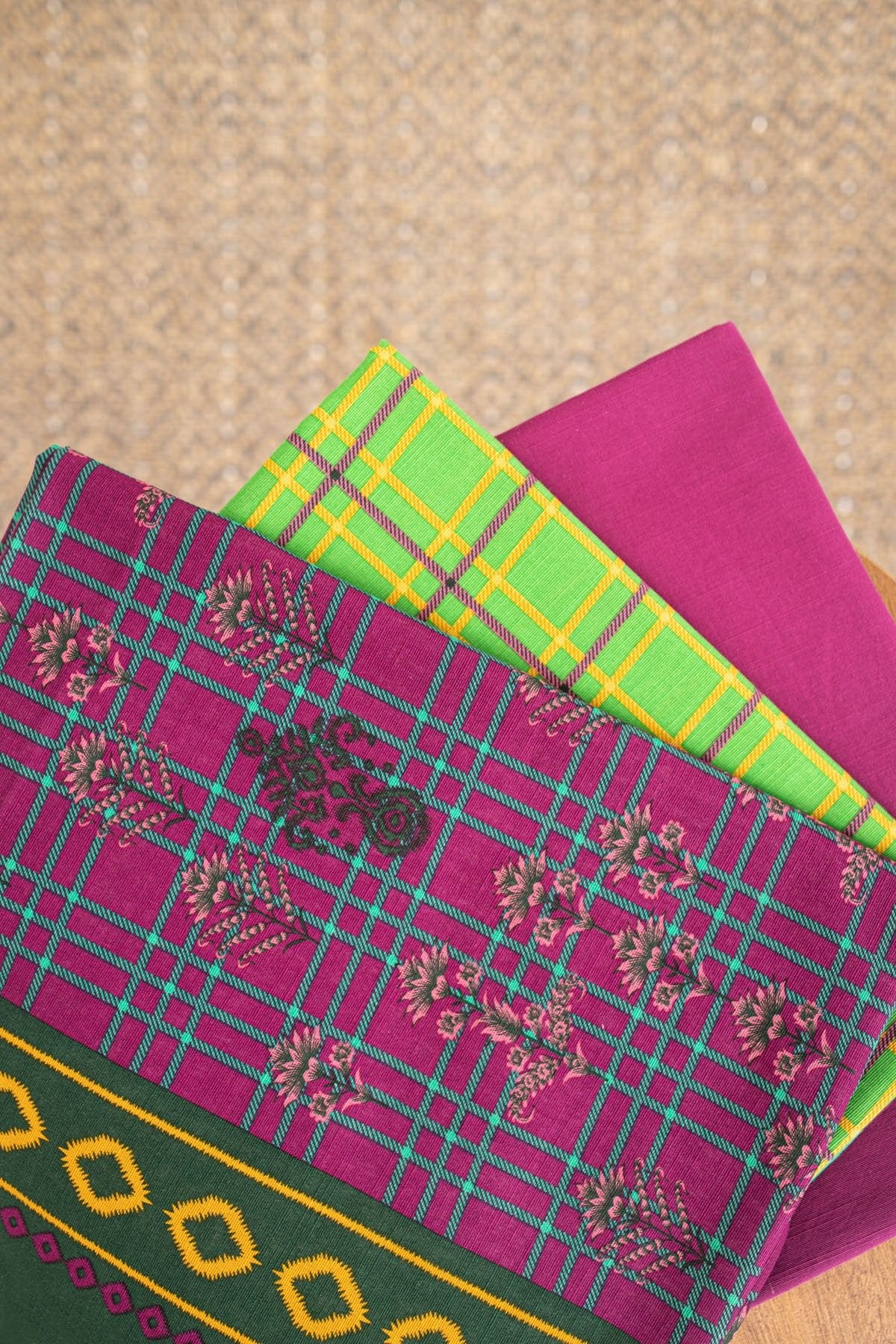 3 Pc Printed Khaddar Suit With Printed Khaddar Dupatta